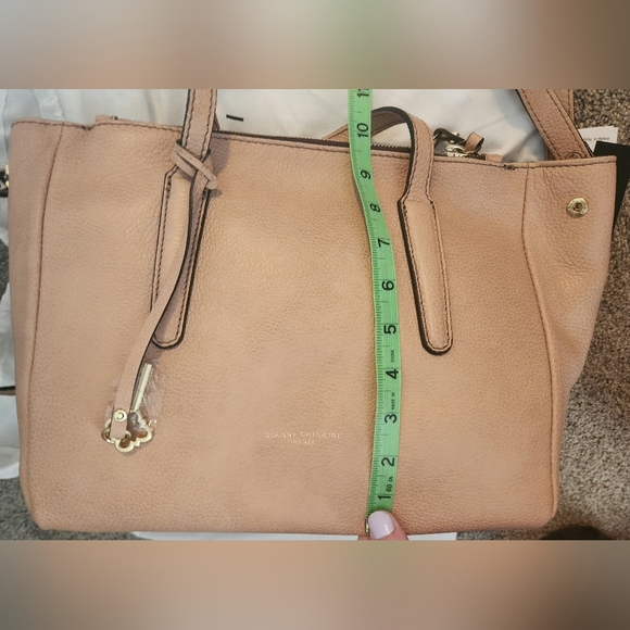 Gianni Chiarini Italian Leather Satchel Bag in Cream-Taupe; Brand-New with Tags - Picture 9 of 16